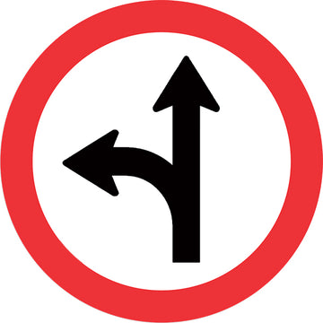 Sinalização de Trânsito - Siga em Frente ou à Esquerda