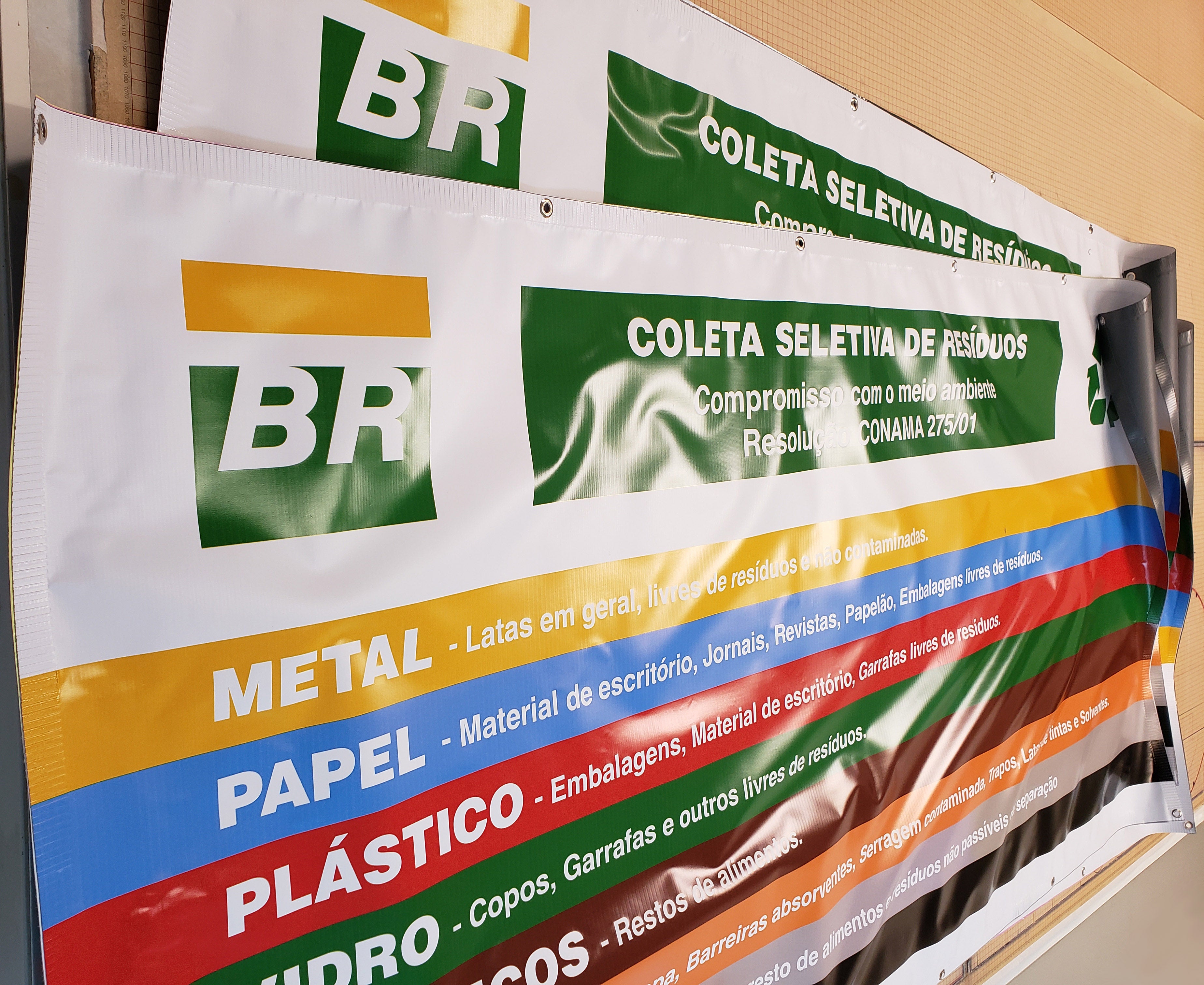 Banners e Faixas em Lona ou Tecido de Poliéster